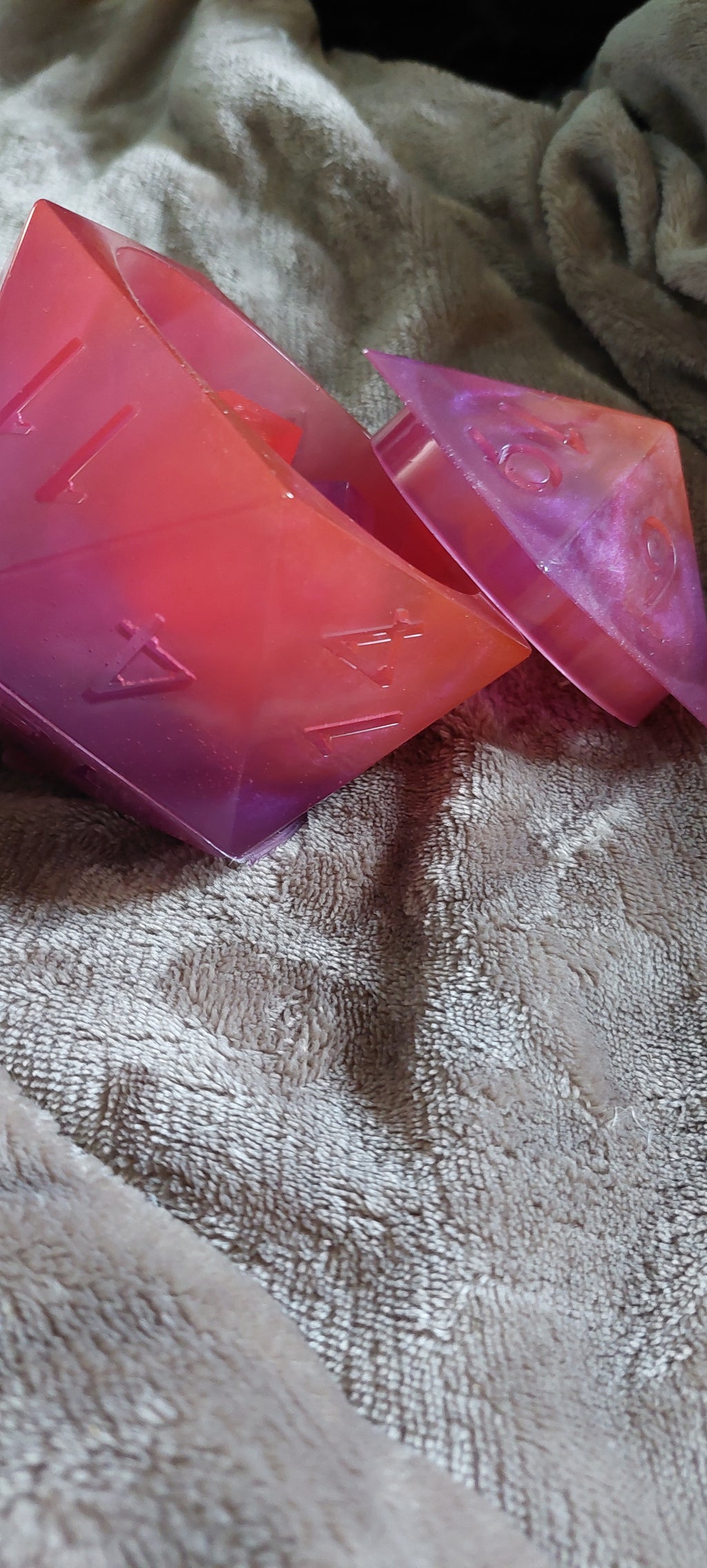 Resin Dice Jar with Dice Set
