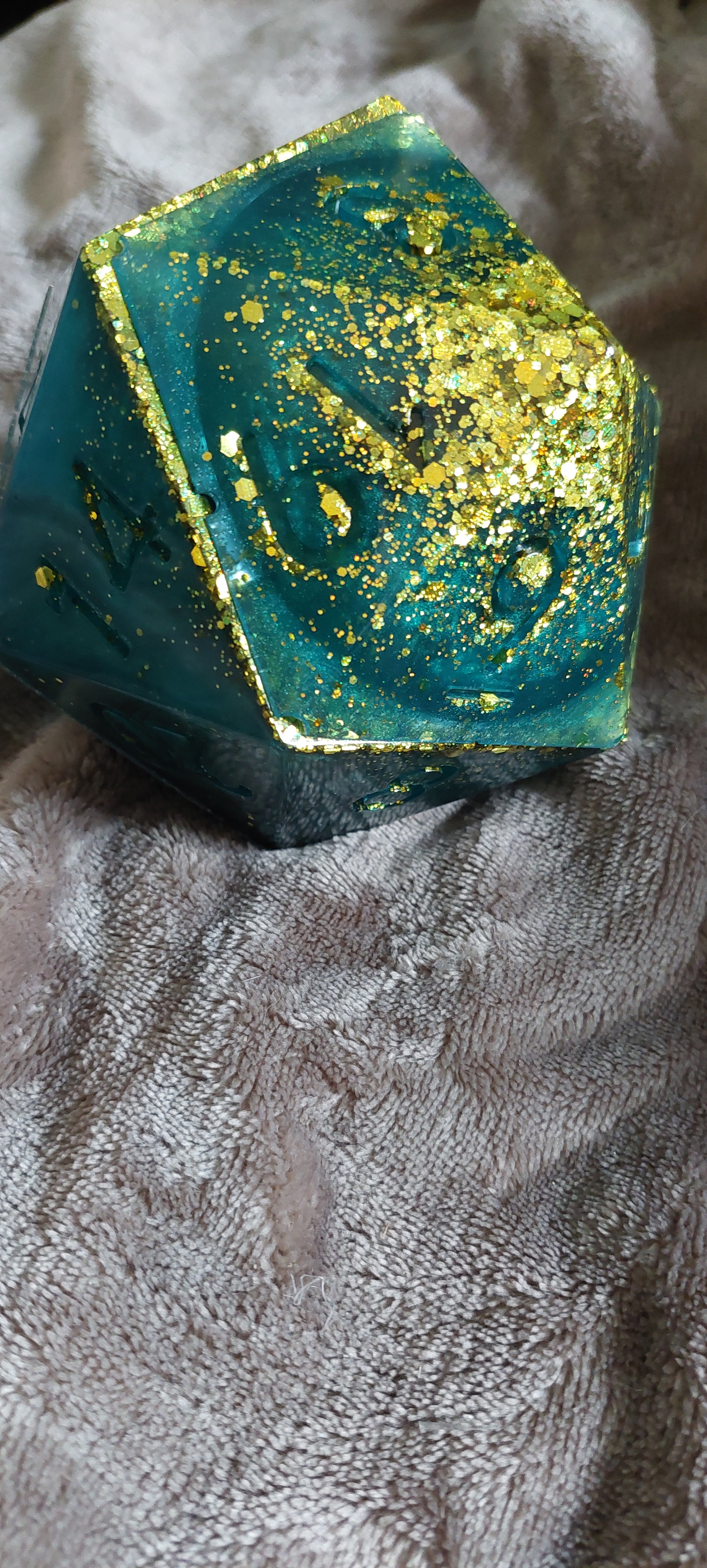 Resin Dice Jar with Dice Set