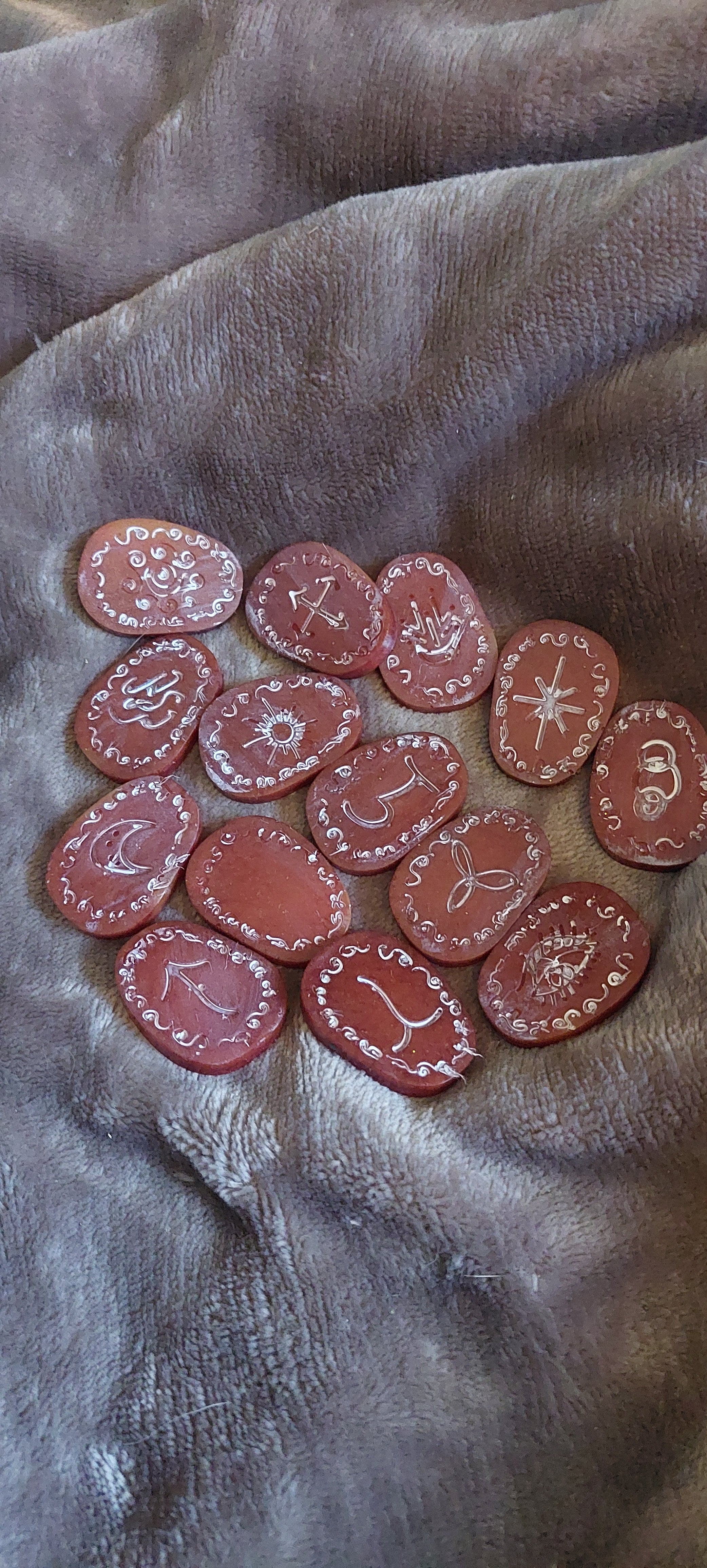 Resin Witch's Runes